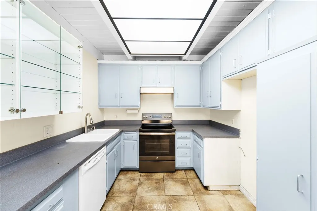 Additional image 38 of 10126 Reseda Boulevard Unit 121, Northridge, CA 91324