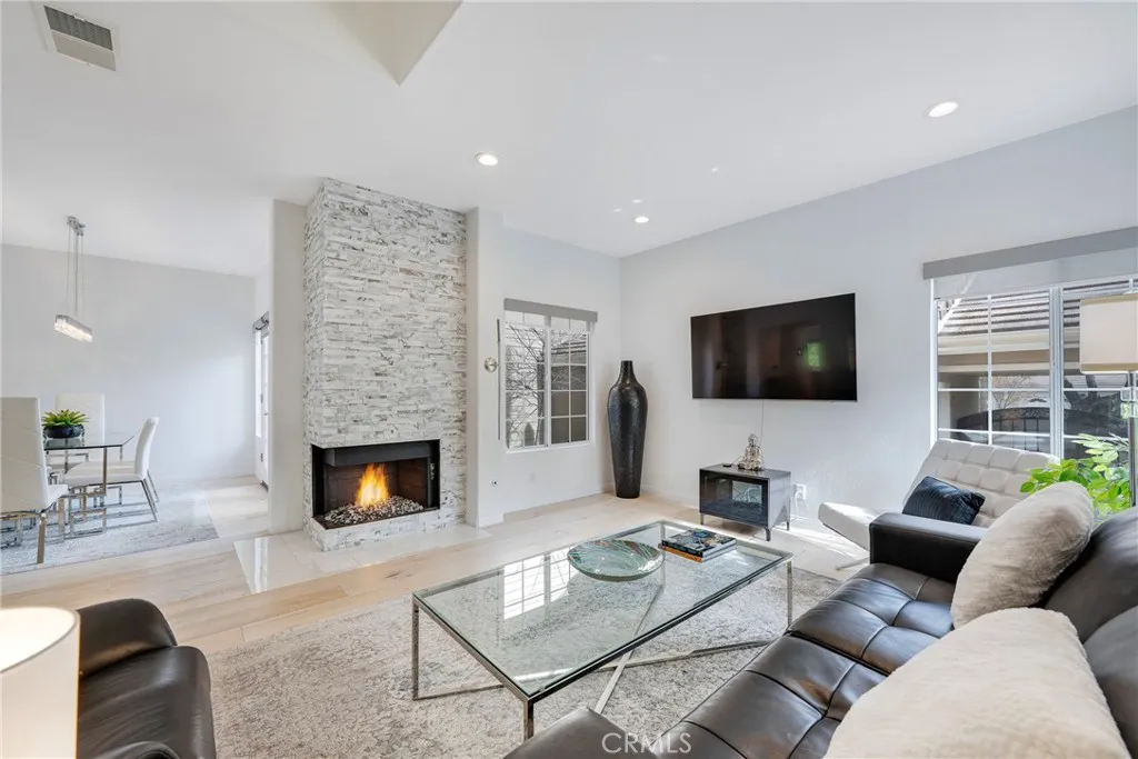 Additional image 101 of 939 Blue Mountain Cir, Westlake Village, CA 91362