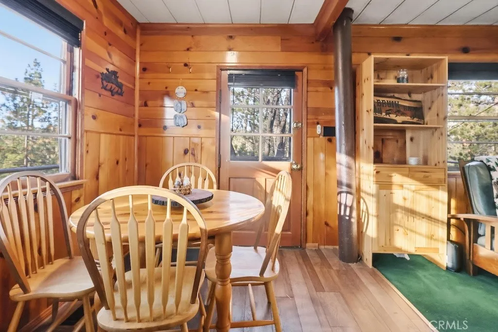 Additional image 11 of 1053 Bruin Trl, Fawnskin, CA 92333