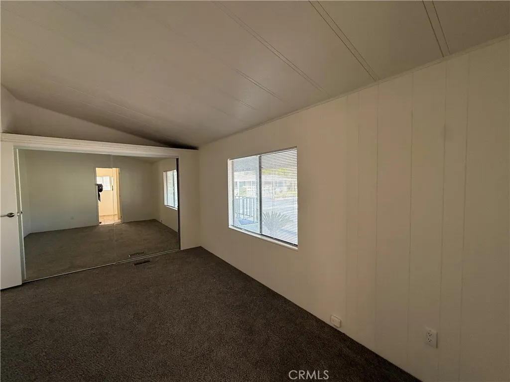 Additional image 12 of 2598 Ayala Drive Unit 27, Rialto, CA 92376