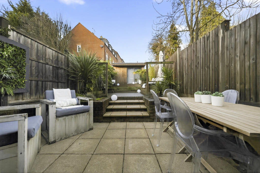 Additional image 11 of Kimberley Road, St. Albans, AL3