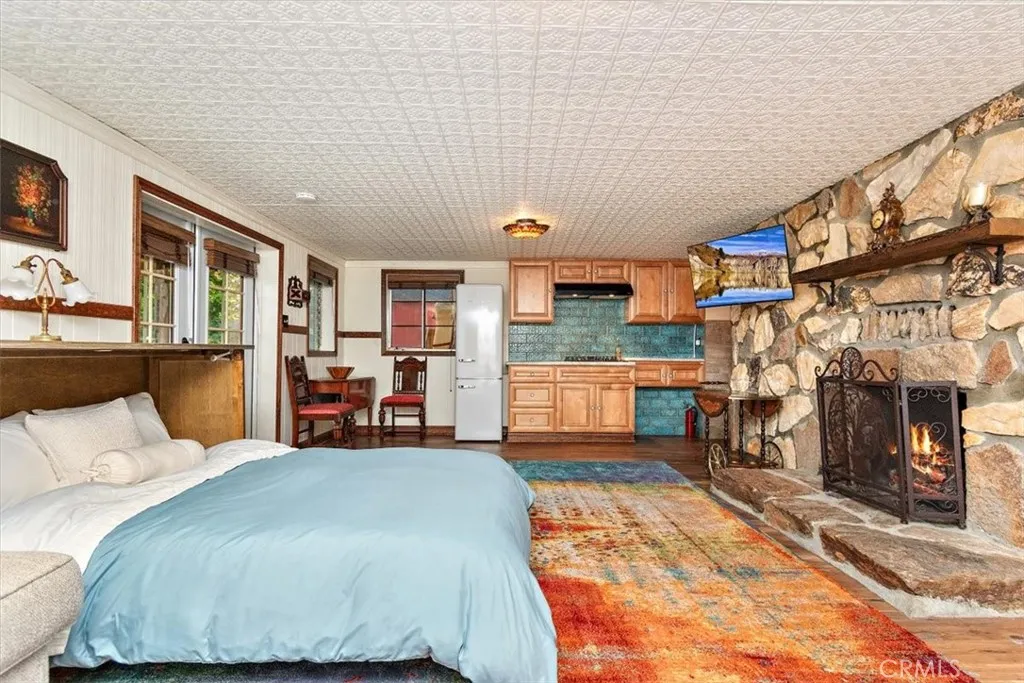 Additional image 101 of 329 Summit Road, Lake Arrowhead, CA 92352