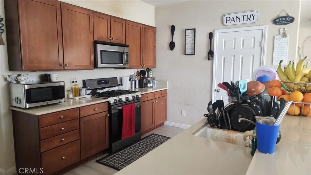 Additional image 5 of 15958 Blue Colt Way, Victorville, CA 92394