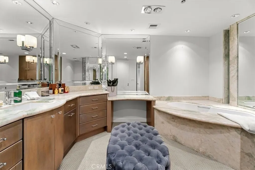 Additional image 22 of 10430 Wilshire Boulevard Unit 1903, Los Angeles, CA 90024