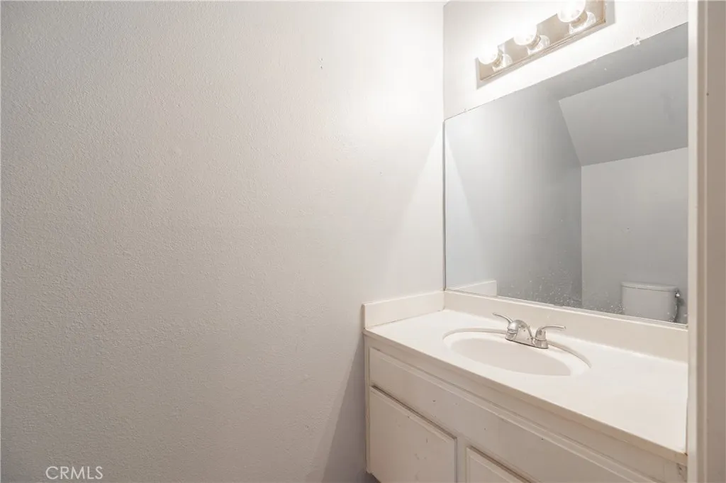 Additional image 4 of 25710 Lupita Dr, Valencia, CA 91355