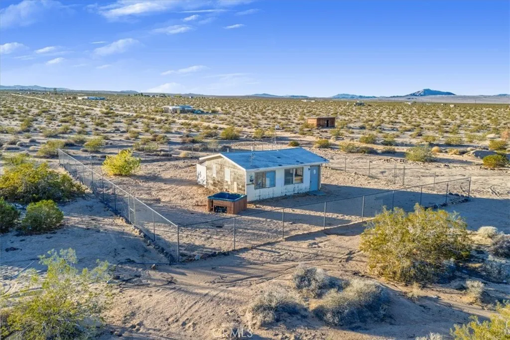 Additional image 56 of 69223 Papoose, 29 Palms, CA 92277