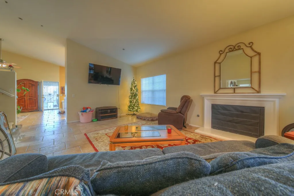 Additional image 47 of 1036 Meadowlake Lane, Lake Elsinore, CA 92530