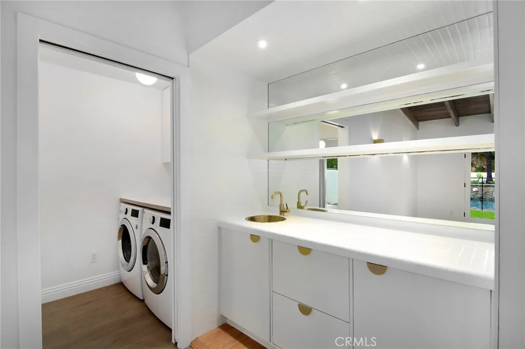 Additional image 17 of 4676 Arriba Drive, Tarzana, CA 91356