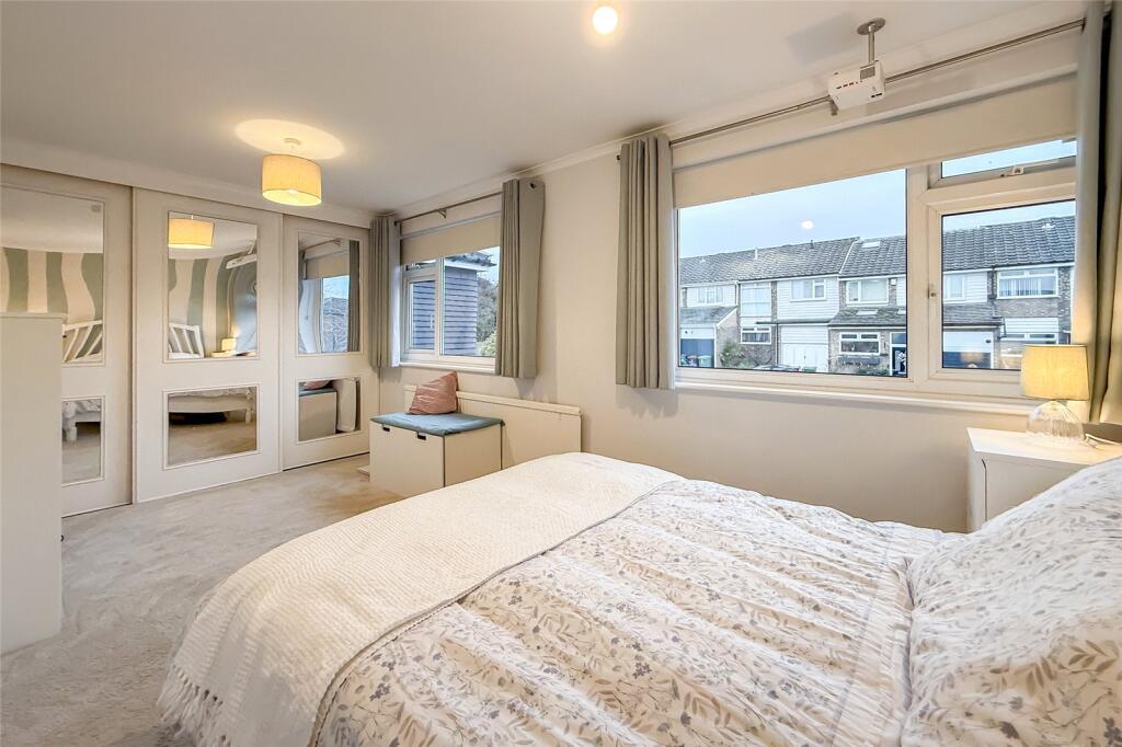 Additional image 6 of Wendover Close, Harpenden, Hertfordshire, AL5