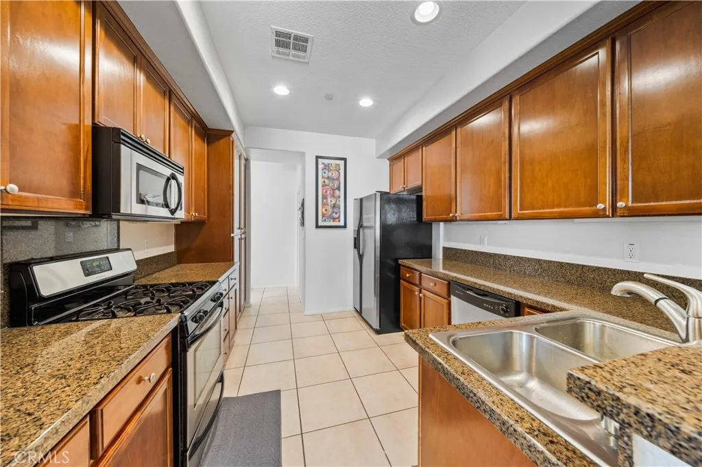 Additional image 10 of 9352 Condor Court, Pacoima, CA 91331