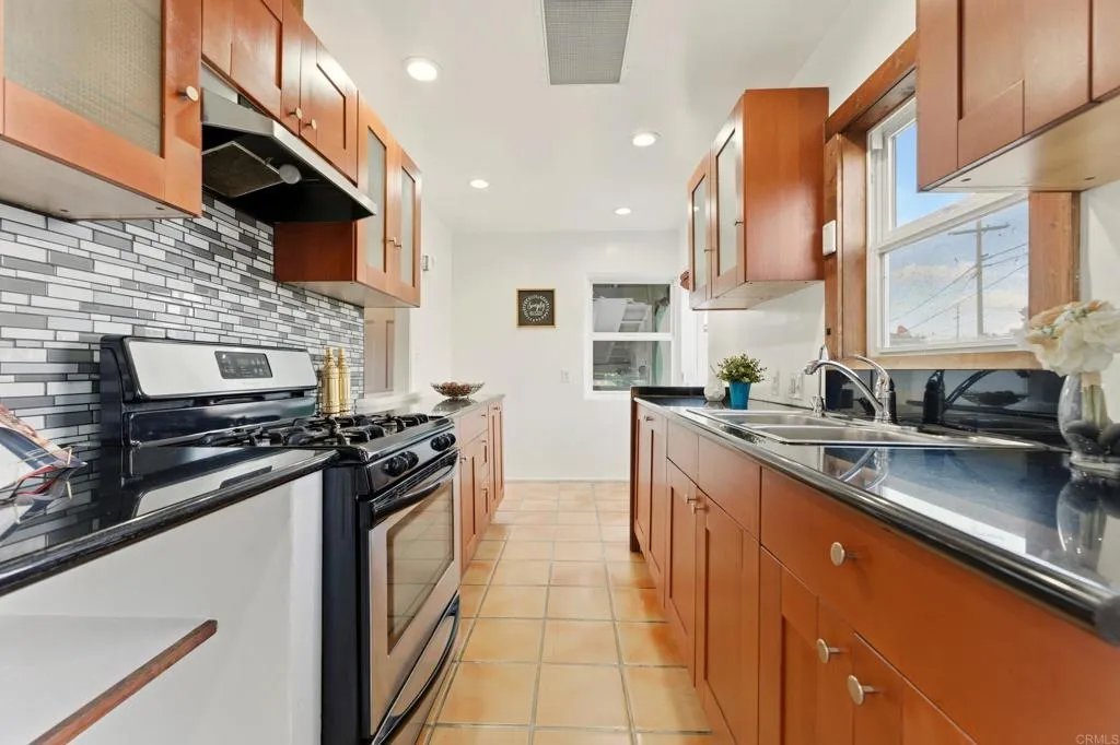 Additional image 6 of 962 Hanover Street, San Diego, CA 92114