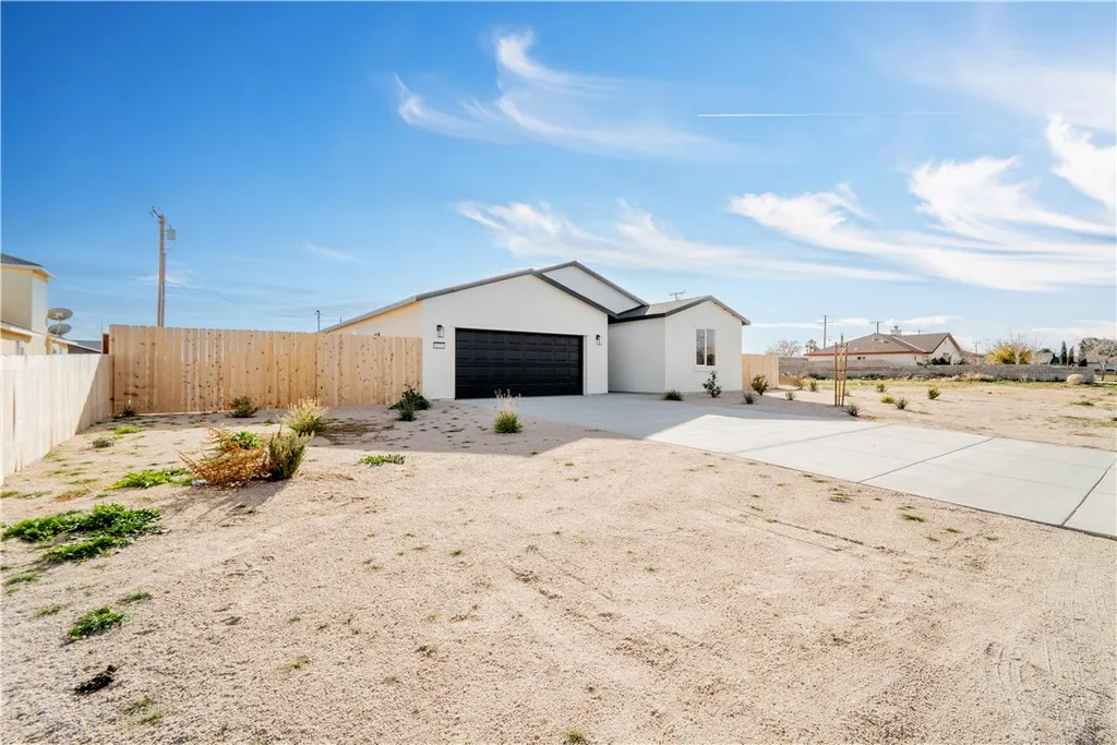 Additional image 11 of 9224 Holly Avenue, California City, CA 93505