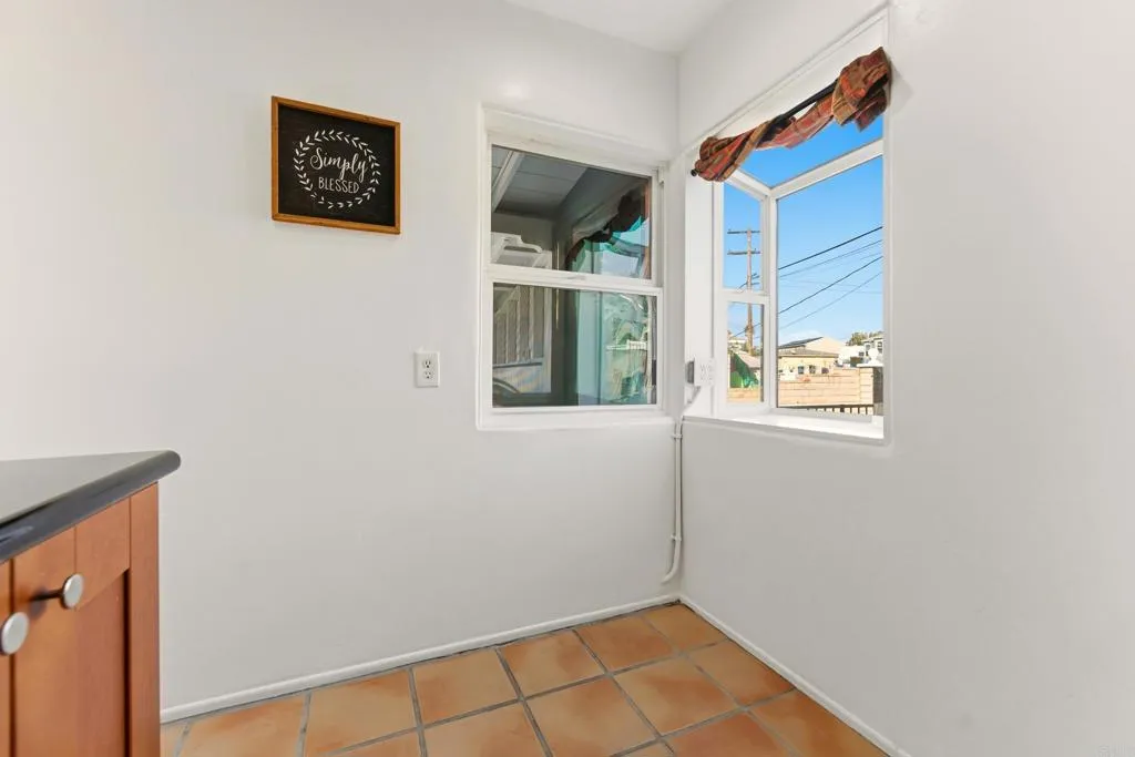 Additional image 9 of 962 Hanover Street, San Diego, CA 92114
