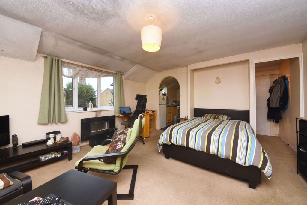 Additional image 2 of Vincenzo Close, Welham Green, Hatfield, AL9 7NH