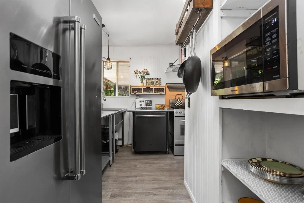 Additional image 18 of 1529 Temple Heights Drive, Oceanside, CA 92056