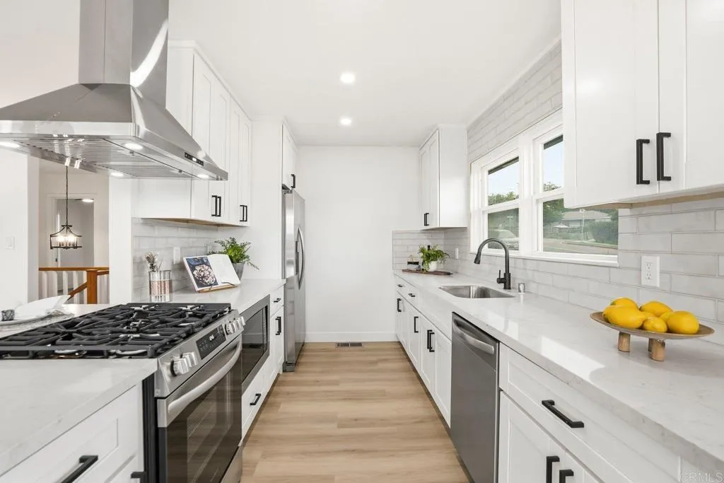 Additional image 10 of 5474 Olvera Ave, San Diego, CA 92114