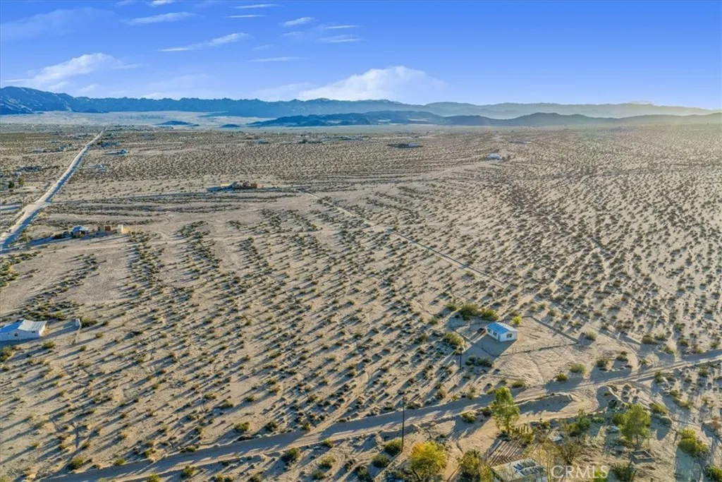 Additional image 61 of 69223 Papoose, 29 Palms, CA 92277