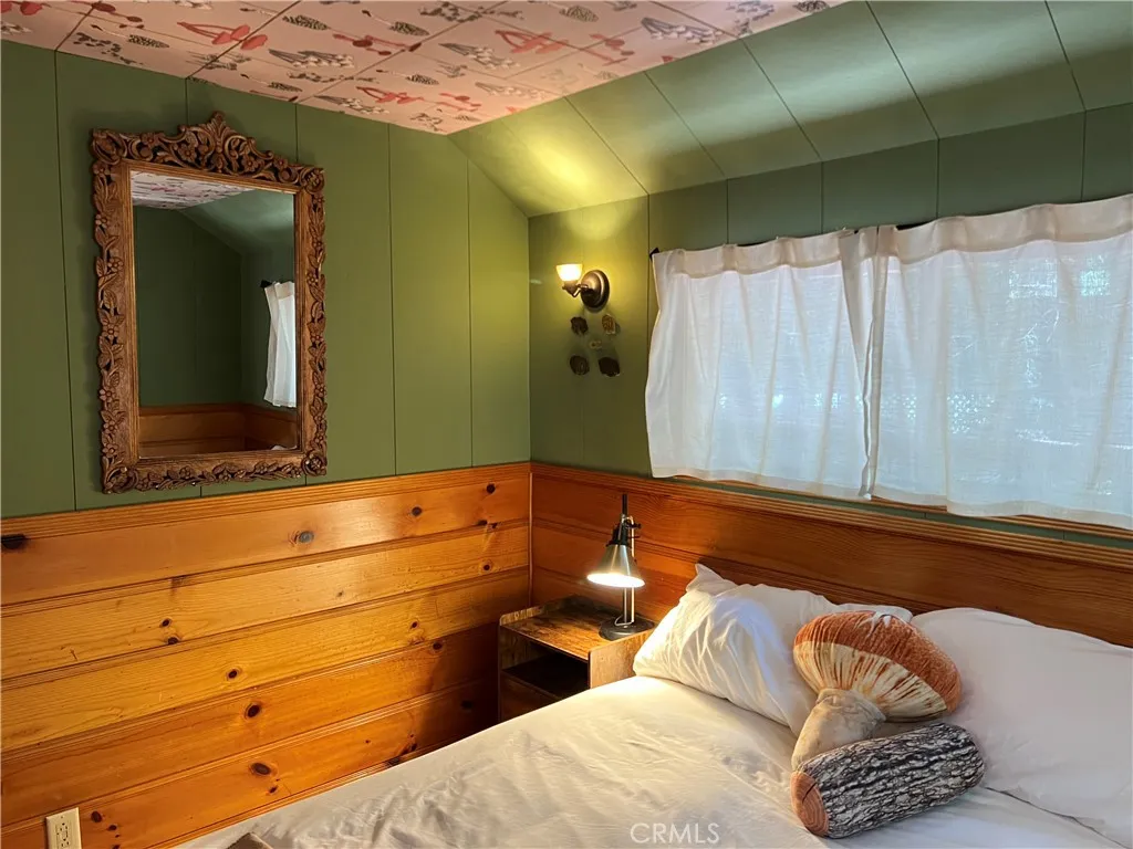 Additional image 48 of 23348 Outlook Ln, Crestline, CA 92325