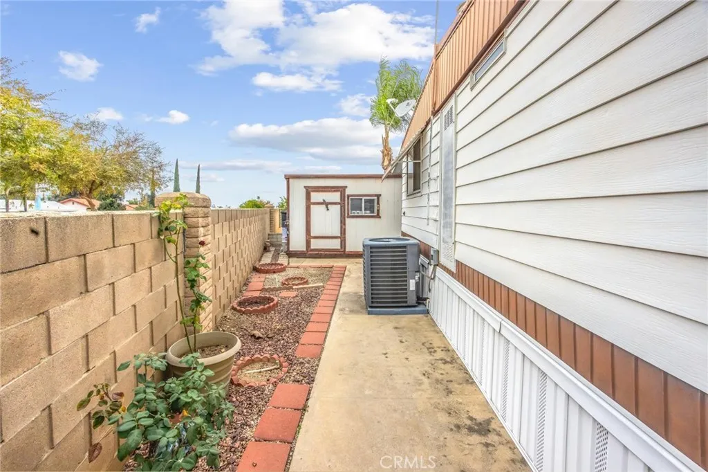 Additional image 31 of 626 N Dearborn Street Unit 19, Redlands, CA 92374