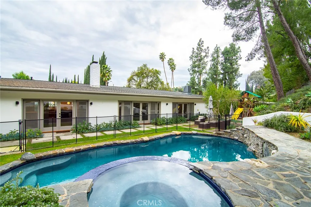 Additional image 70 of 4676 Arriba Drive, Tarzana, CA 91356