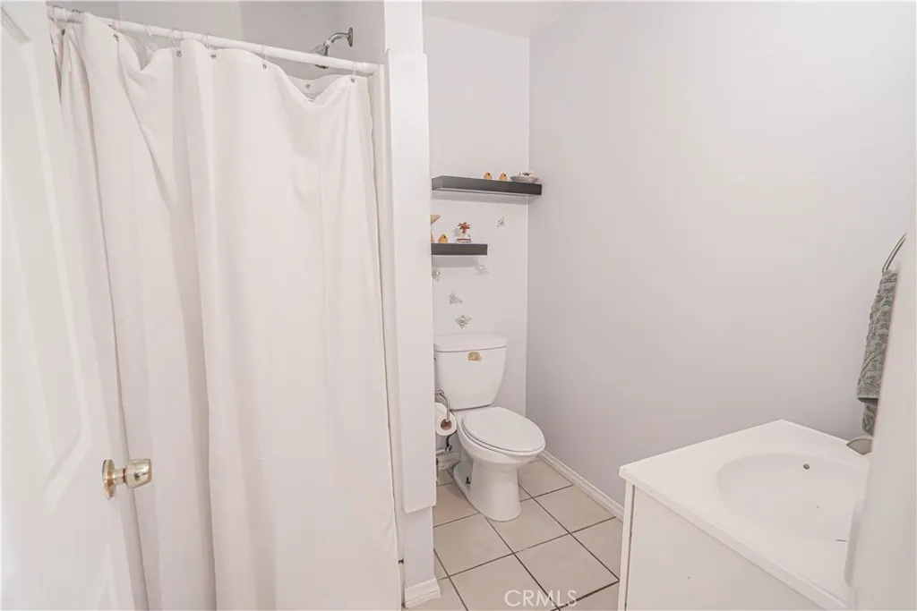 Additional image 15 of 15543 Dearborn, North Hills, CA 91343