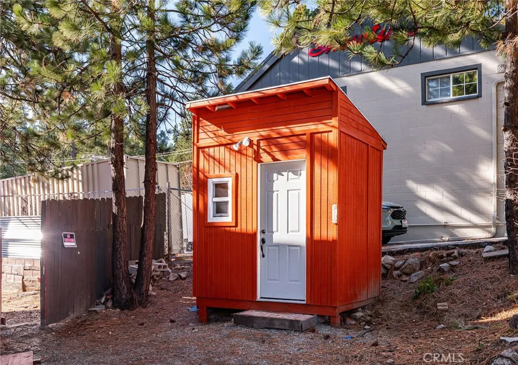 Additional image 5 of 2442 Hunsaker Dr, Running Springs, CA 92382