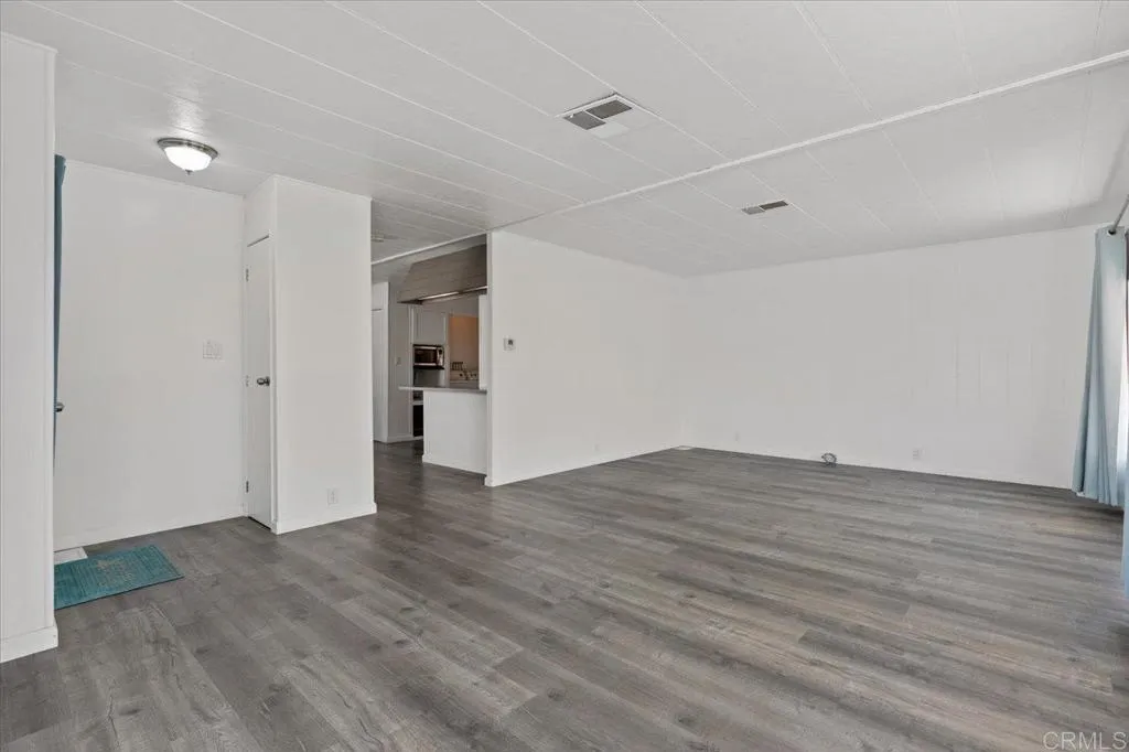 Additional image 7 of 718 Sycamore Avenue Unit 109, Vista, CA 92083