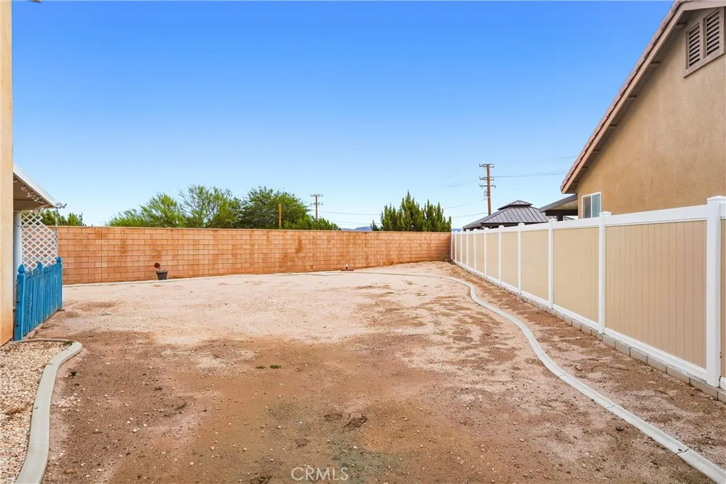 Additional image 28 of 8923 Azalea Springs Road, Oak Hills, CA 92344