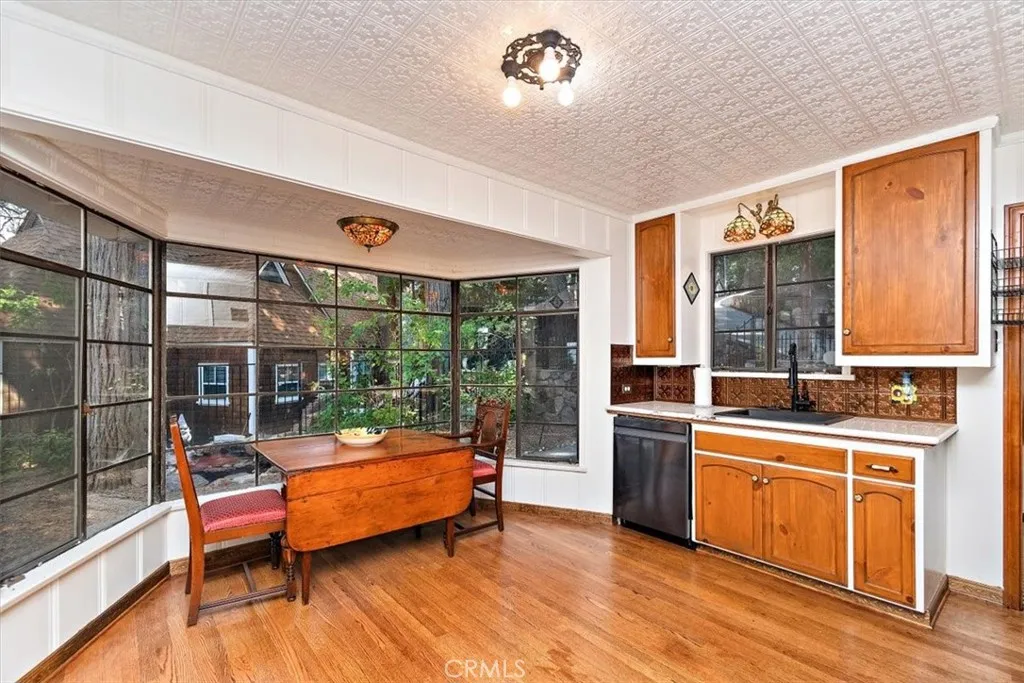 Additional image 23 of 329 Summit Road, Lake Arrowhead, CA 92352