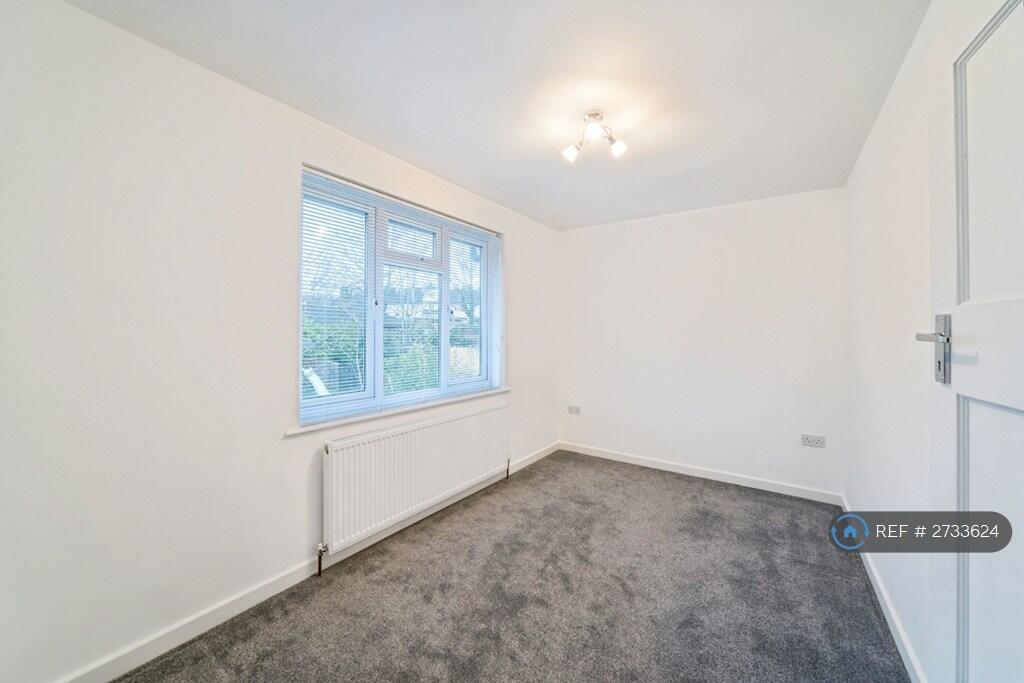 Additional image 12 of Hyde View Road, Harpenden, AL5