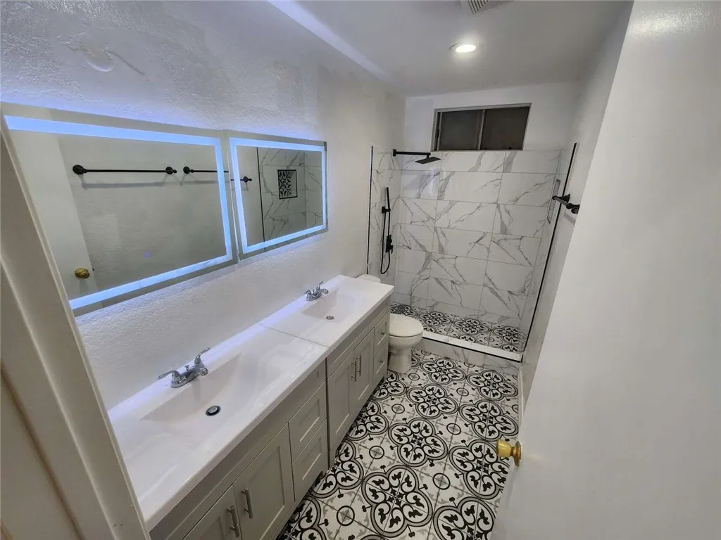 Additional image 32 of 2915 E 60th Pl Unit A, Huntington Park, CA 90255