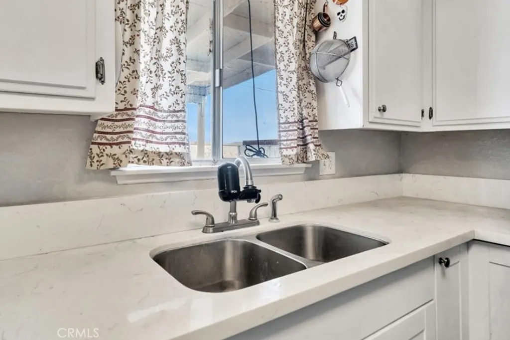 Additional image 11 of 1725 De Anza St, Barstow, CA 92311