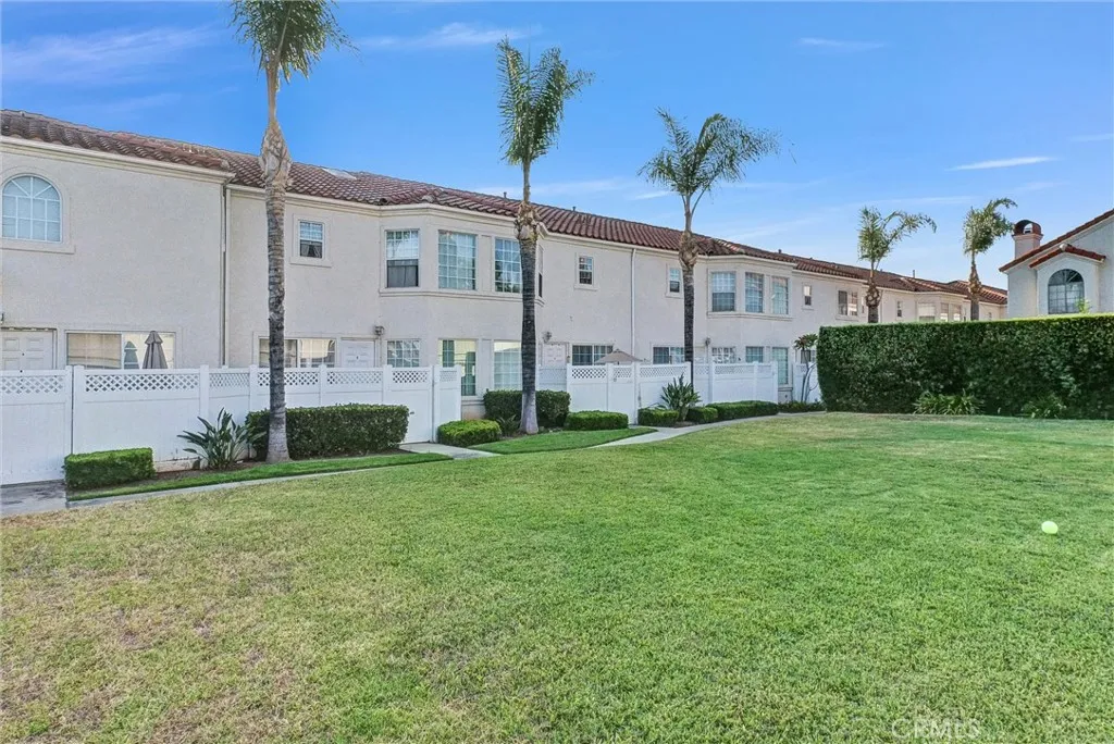 Additional image 3 of 19555 E Cypress Street Unit P, Covina, CA 91724