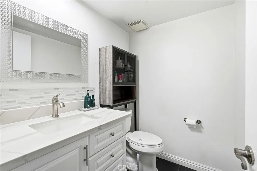 Additional image 44 of 10220 Zelzah Unit 4, Northridge, CA 91325