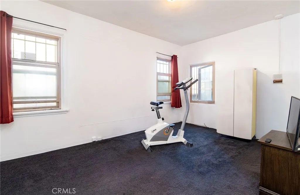 Additional image 70 of 10520 Ruthelen, Los Angeles, CA 90047