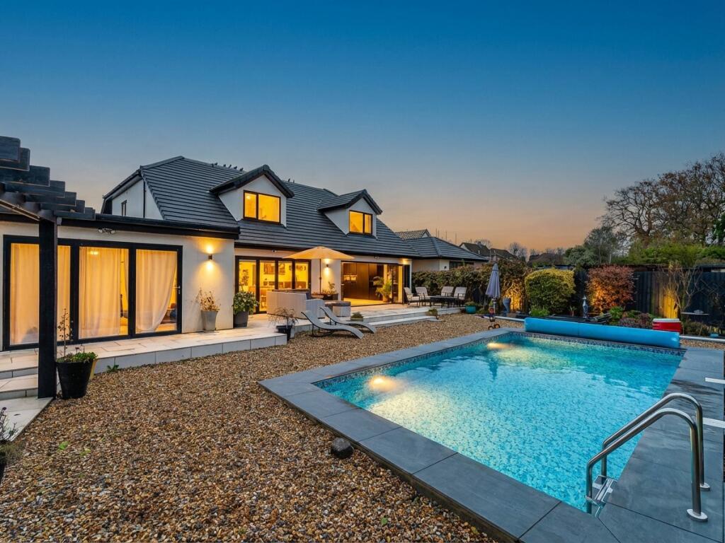 Additional image 26 of Oakwood Road, Bricket Wood, St. Albans, Hertfordshire, AL2