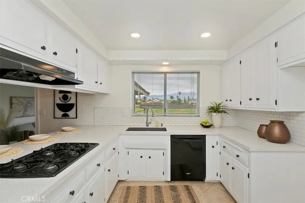 Additional image 21 of 1450 Mariposa Drive, Corona, CA 92879