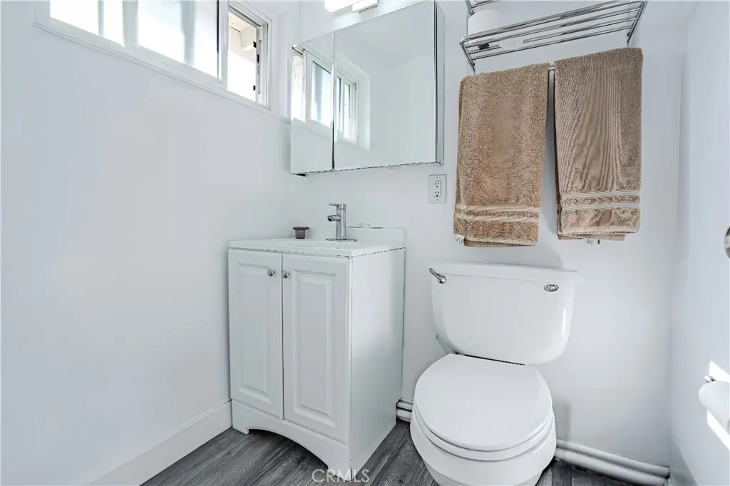 Additional image 10 of 513 Nottingham Avenue, Santa Ana, CA 92703