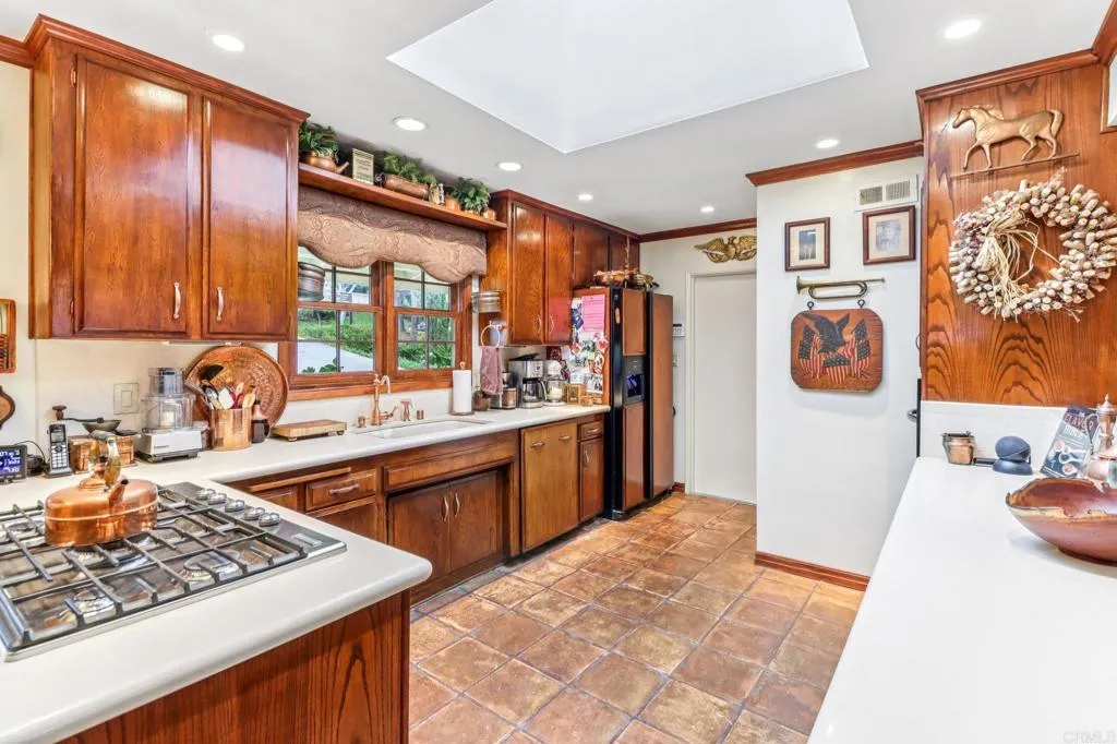 Additional image 16 of 240 Camino Del Cerro Grande, Bonita, CA 91902