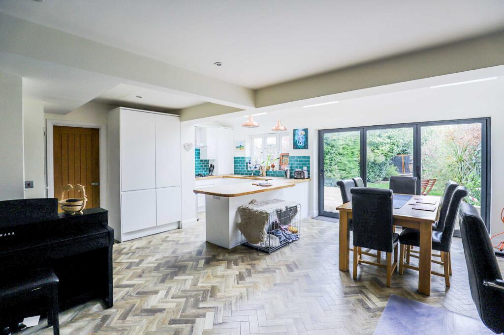 Additional image 19 of Watford Road, St. Albans, Hertfordshire, AL2