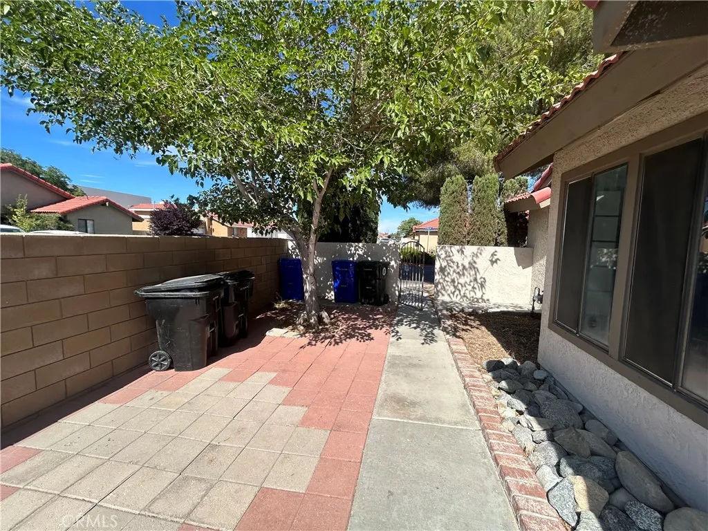Additional image 6 of 12207 Merrod Way, Victorville, CA 92395