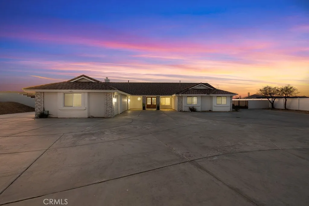 Additional image 76 of 18785 Sahale, Apple Valley, CA 92307