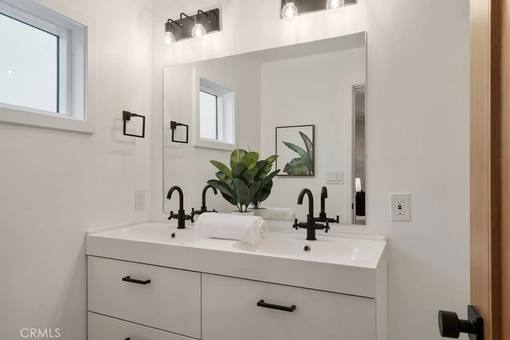 Additional image 46 of 3041 Atwater Ave, Los Angeles, CA 90039