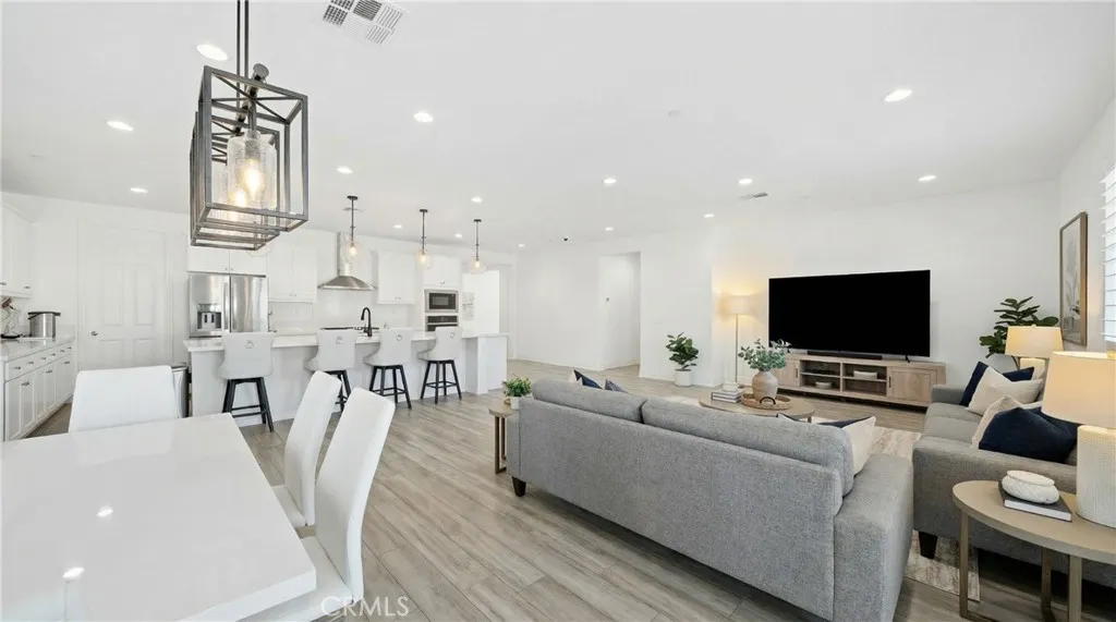 Additional image 96 of 32587 Cert Street, Wildomar, CA 92595