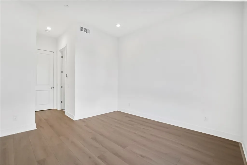 Additional image 22 of 27392 Dialogue Way, Valencia, CA 91381