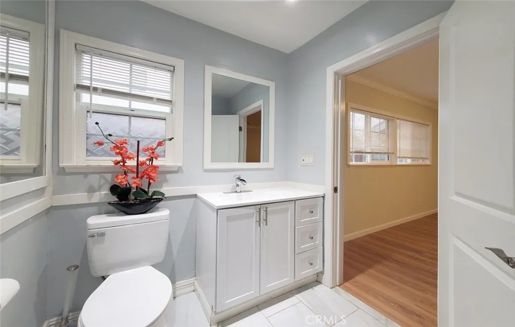 Additional image 14 of 22201 Schoolcraft, Canoga Park, CA 91303