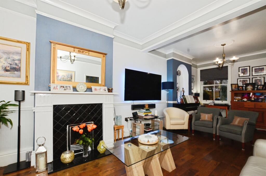 Additional image 16 of Cornwall Road, Harpenden