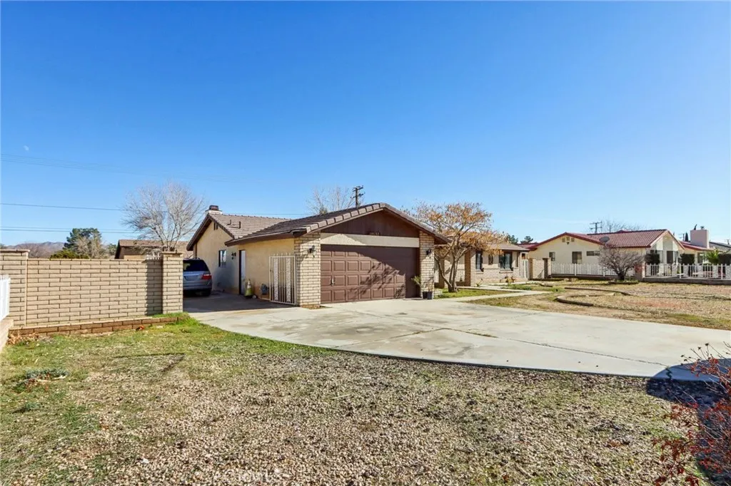 Additional image 5 of 14057 Crow Rd, Apple Valley, CA 92307