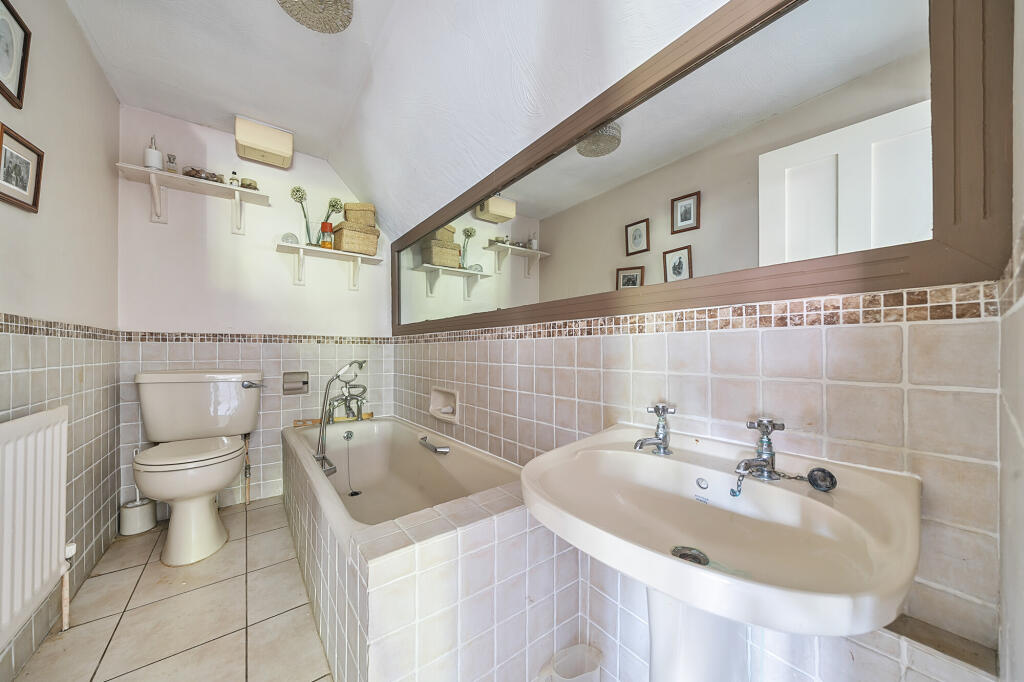 Additional image 7 of 28 High Street, St. Albans, AL2