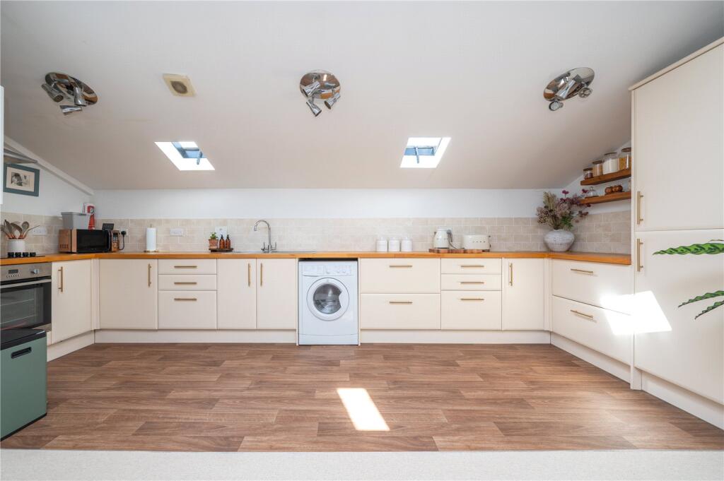 Additional image 7 of Park Street, St. Albans, Hertfordshire